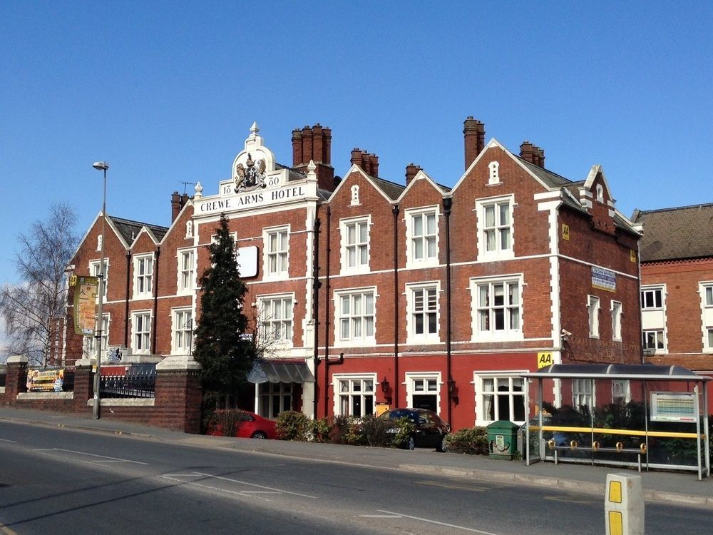 Crewe Arms Hotel エクステリア 写真