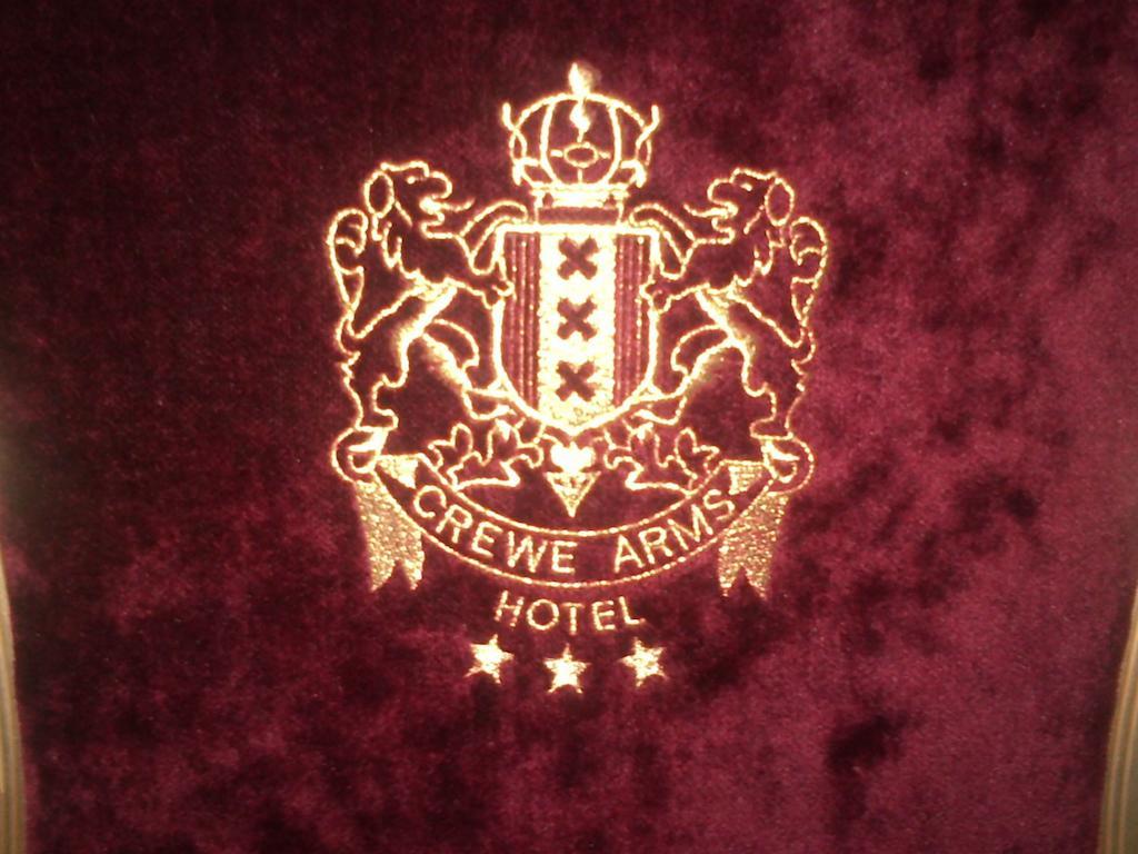 Crewe Arms Hotel エクステリア 写真